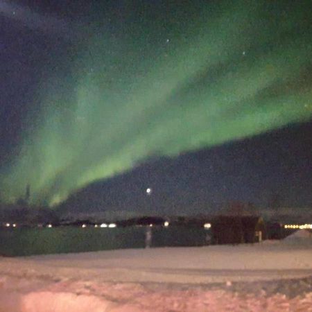 Nydelig Utsikt, Egen Leilighet Med To Parkeringer Movik  ภายนอก รูปภาพ